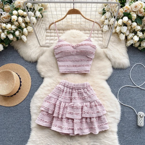 LE4188 Korean Wear a Sweet Lace Halter Tank Top Sexy Short Ruffled Skirt to Reduce Age Vacation Two-Piece Set